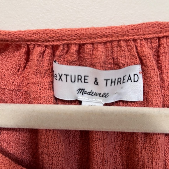 Madewell texture and thread tiered sleeve top - Picture 5 of 5